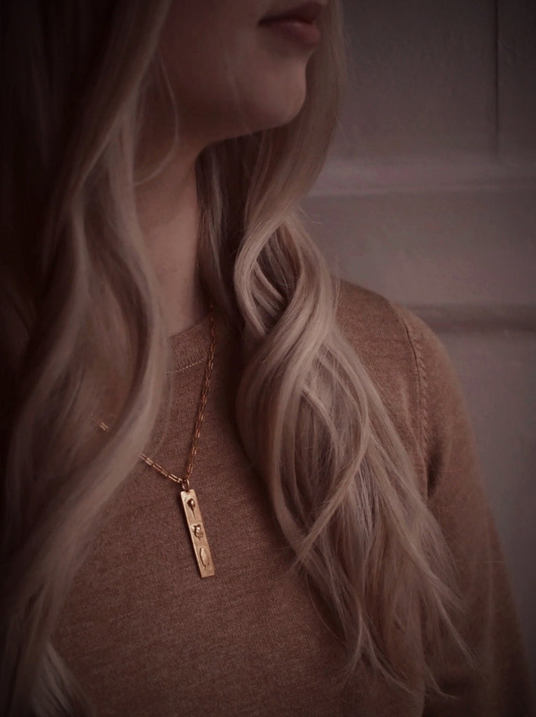Daughterhood Bar Necklace
