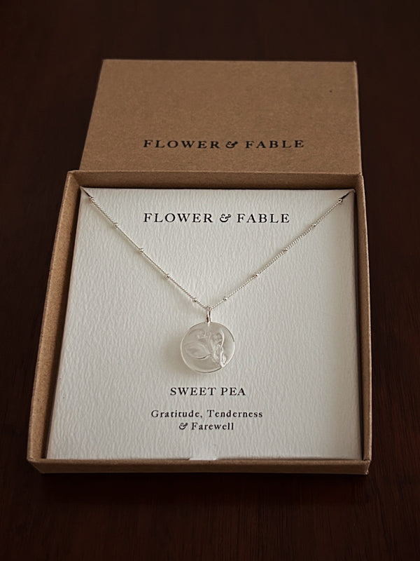 Sweet Pea Curb Satellite Necklace