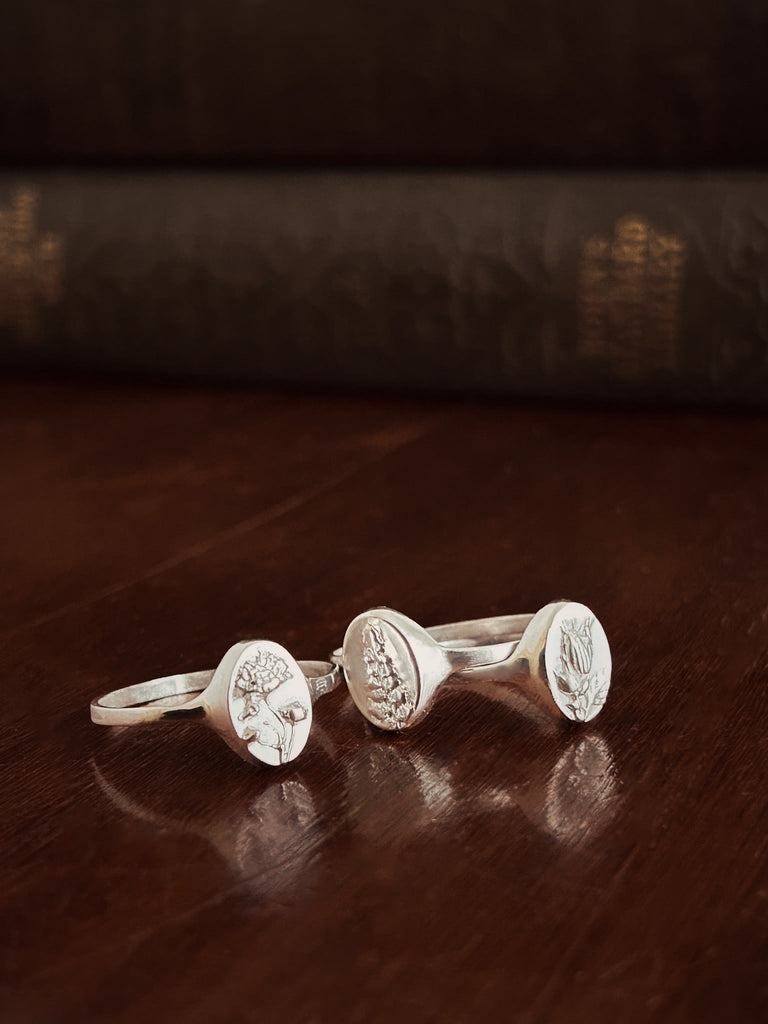 CHILD'S SIGNET RING - Flower & Fable