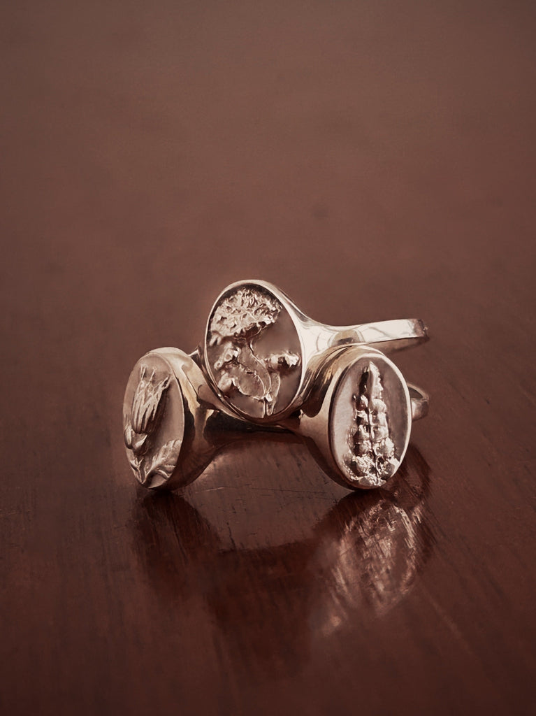 CHILD'S SIGNET RING - Flower & Fable