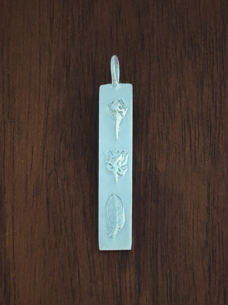 DAUGHTERHOOD ~ Bar Pendant - Flower & Fable