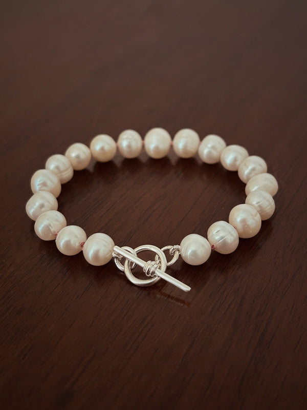 HAND KNOTTED PEARL BRACELET (Bracelet Only) - Flower & Fable