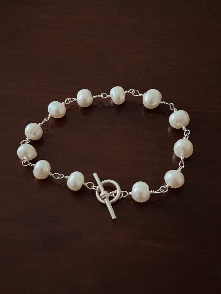 HAND-WIRED PEARL BRACELET (Bracelet Only) - Flower & Fable